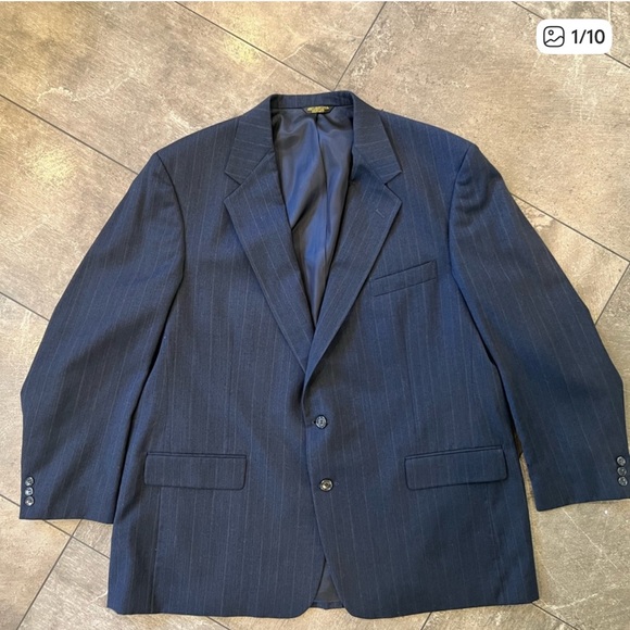 Turnbury Other - Turnbury Men's Navy Pinstripe Blazer 100% wool 56R